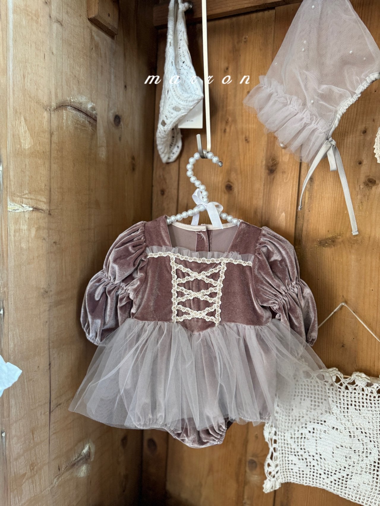 [PRE-ORDER] Pearl Bonnet