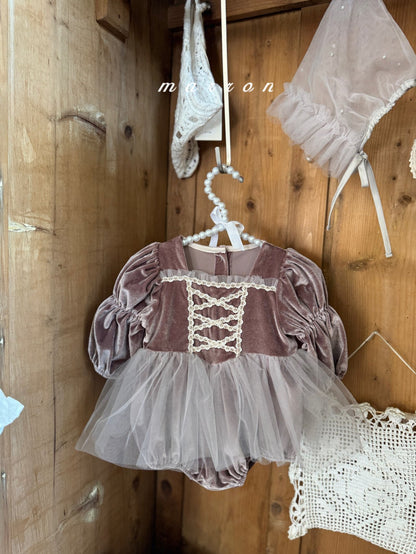 [PRE-ORDER] Pearl Bonnet