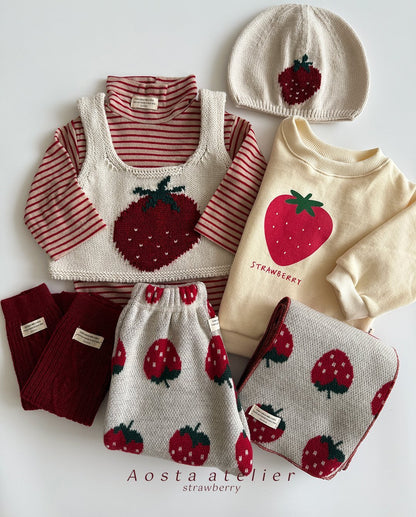 [PRE-ORDER] Strawberry Sweatshirts