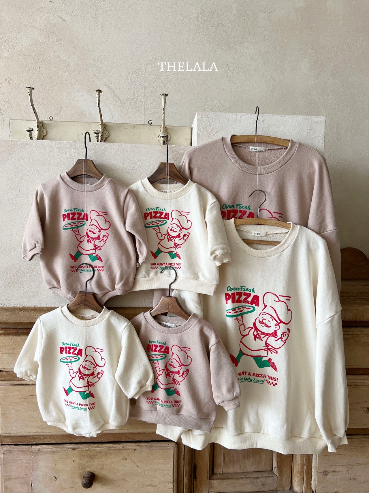 [PRE-ORDER] Pizza Man Sweatshirts (Mom Couple)