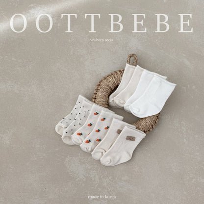 [PRE-ORDER] Newborn Socks Set