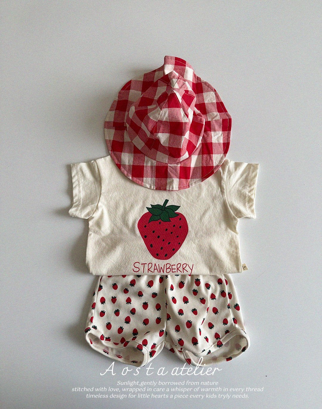 Strawberry T-Shirts [Ivory/L(2-3yr)]