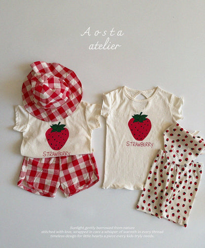 Strawberry T-Shirts [Ivory/L(2-3yr)]