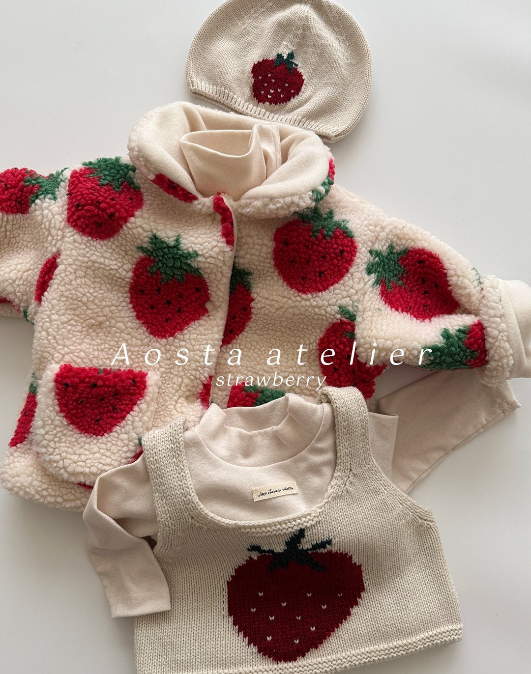 [PRE-ORDER] Strawberry Reversible Jacket