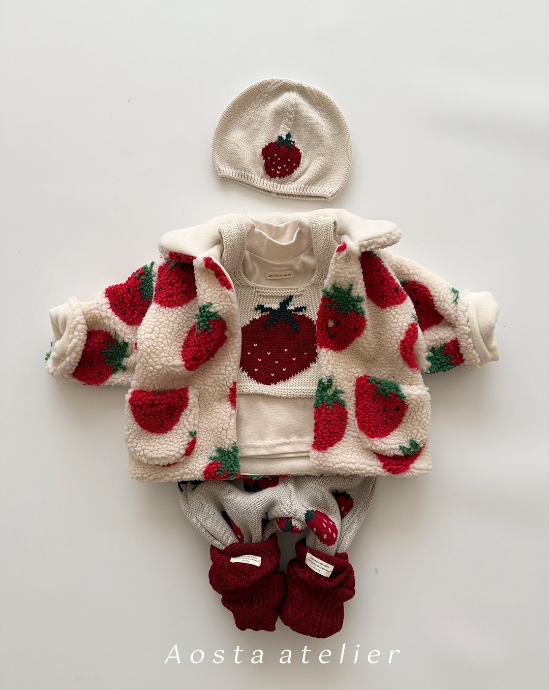 [PRE-ORDER] Strawberry Reversible Jacket