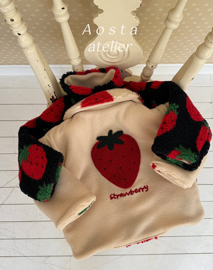 [PRE-ORDER] Strawberry Reversible Jacket