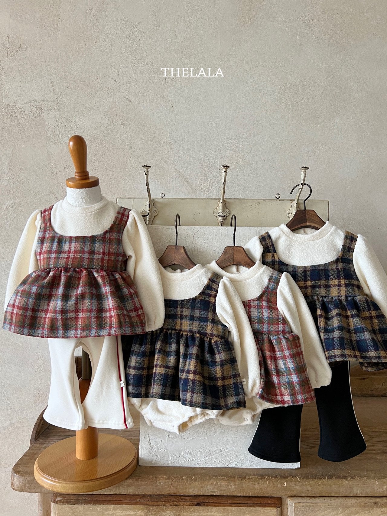 [PRE-ORDER] Piping Bell Leggings
