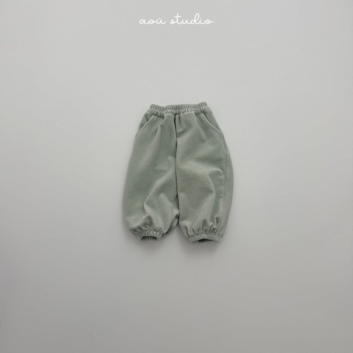 [PRE-ORDER] Beluga Jogger