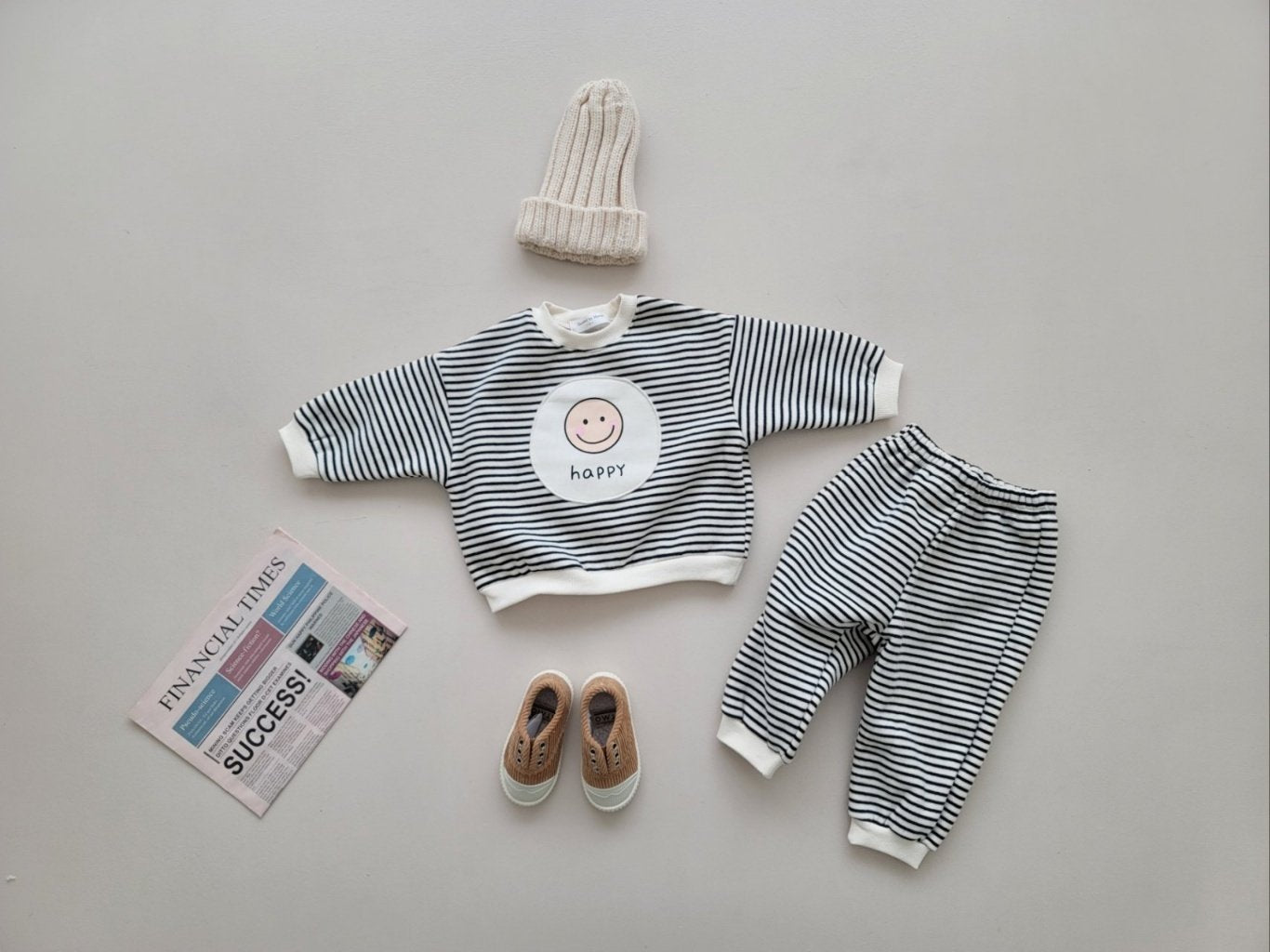 [PRE-ORDER] Happy Top Bottom Set