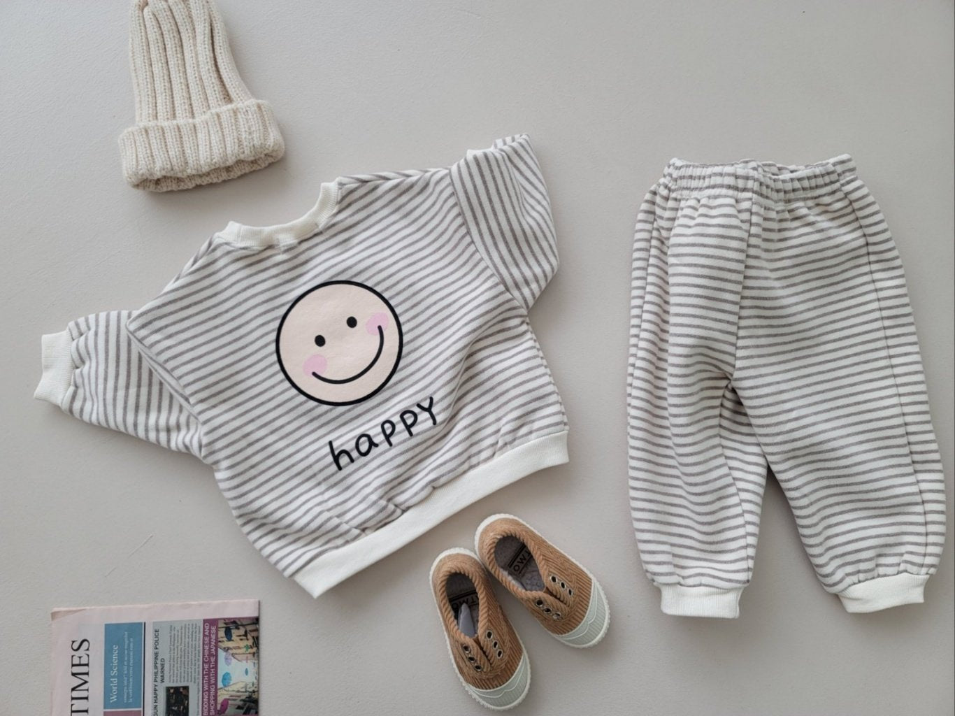 [PRE-ORDER] Happy Top Bottom Set