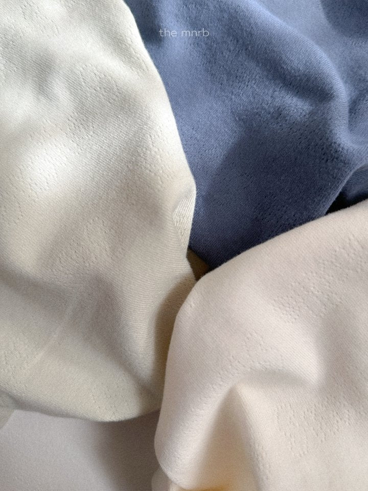 [PRE-ORDER] Smile T-Shirts