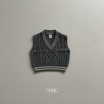 [PRE-ORDER] School Look Vest