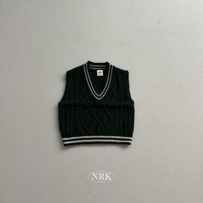 [PRE-ORDER] School Look Vest