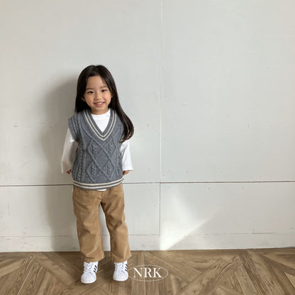 [PRE-ORDER] School Look Vest