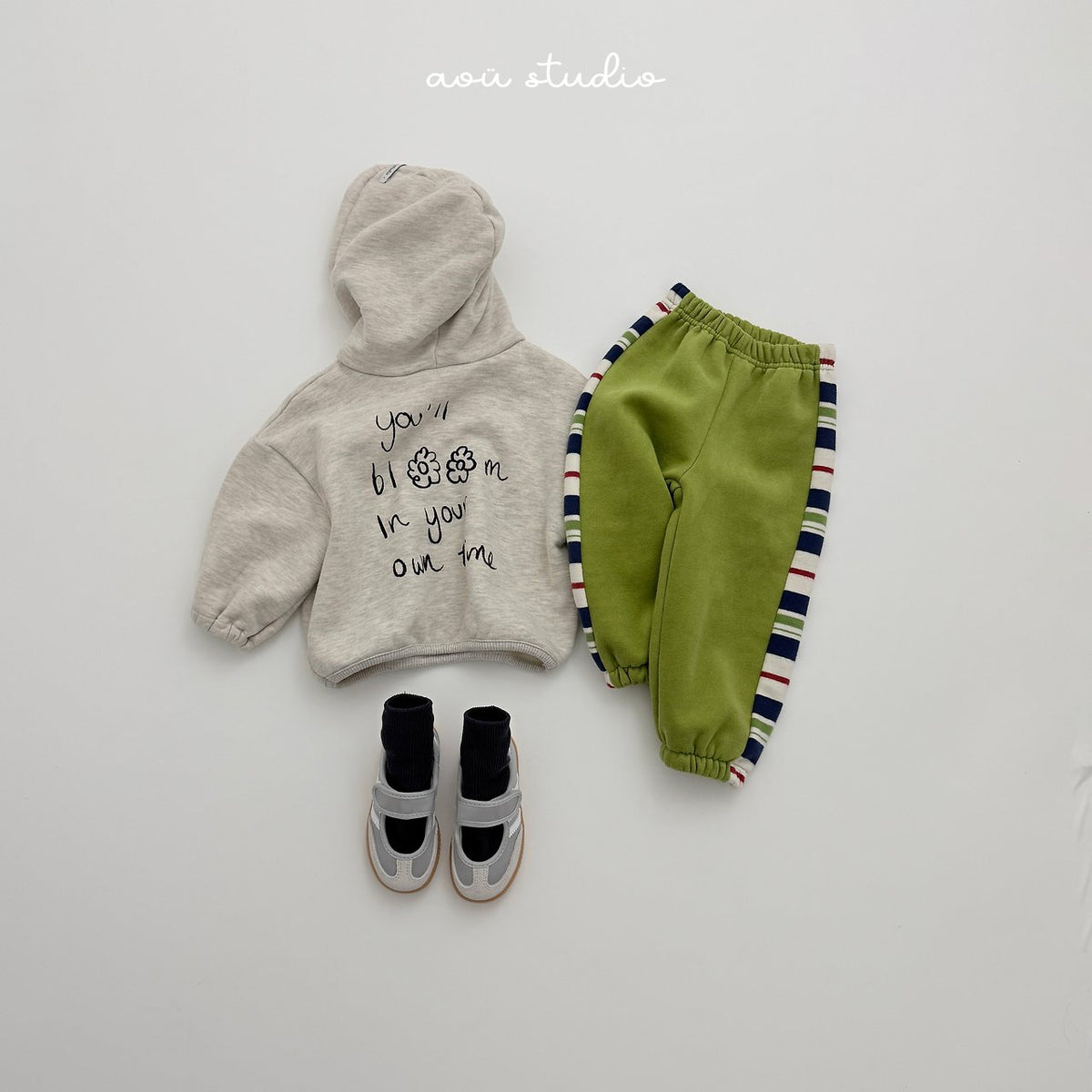 [PRE-ORDER] Holly Jogger