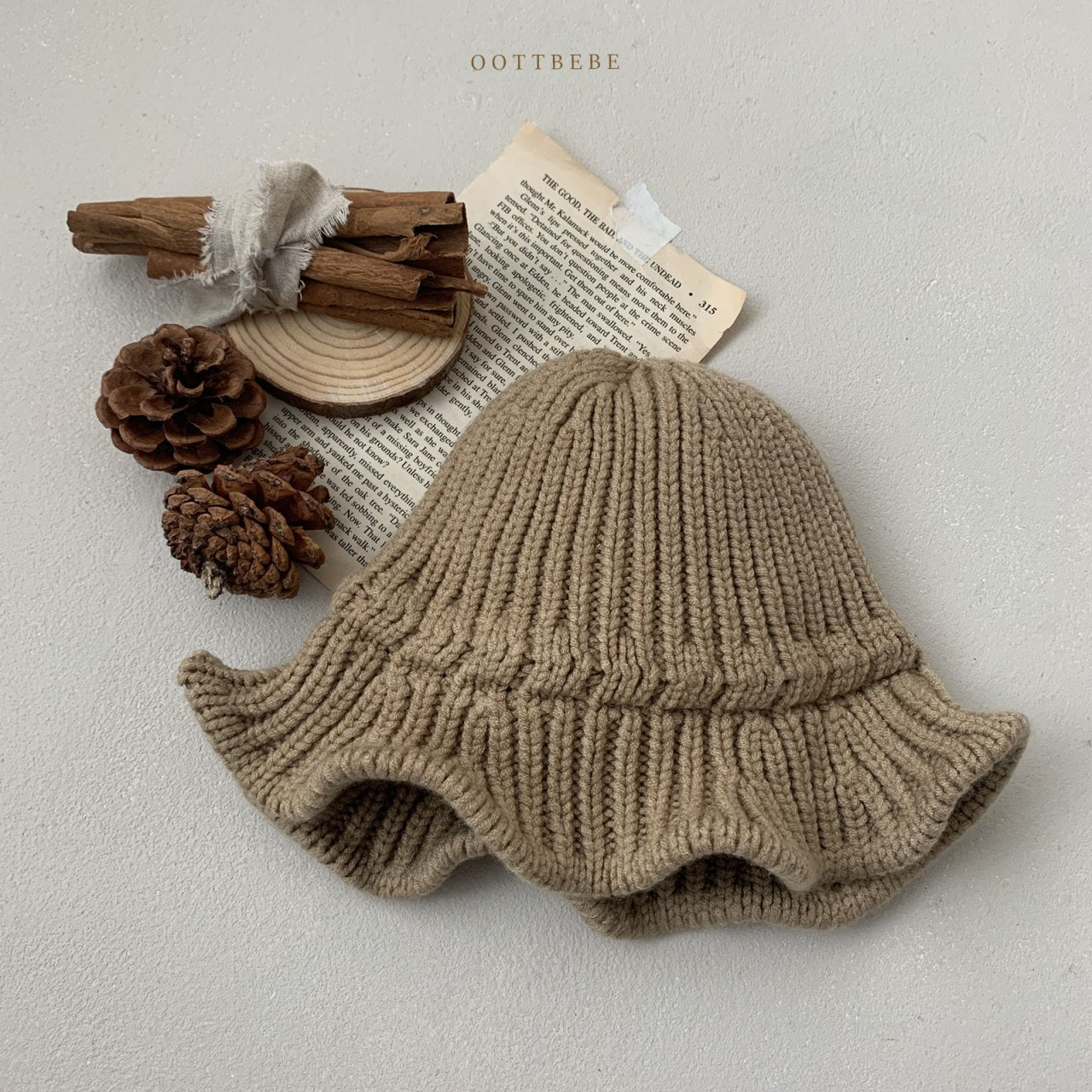 [PRE-ORDER] Sweater Bucket Hat