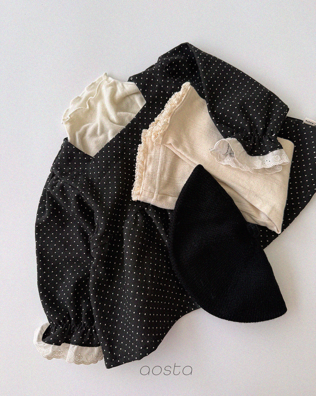 [PRE-ORDER] Milk Dot Blouse