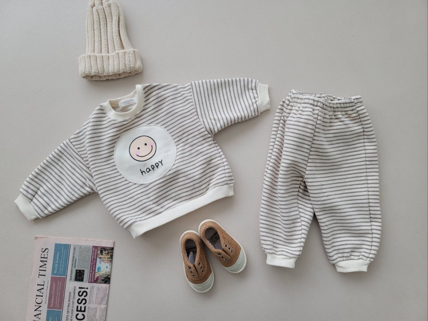 [PRE-ORDER] Happy Top Bottom Set