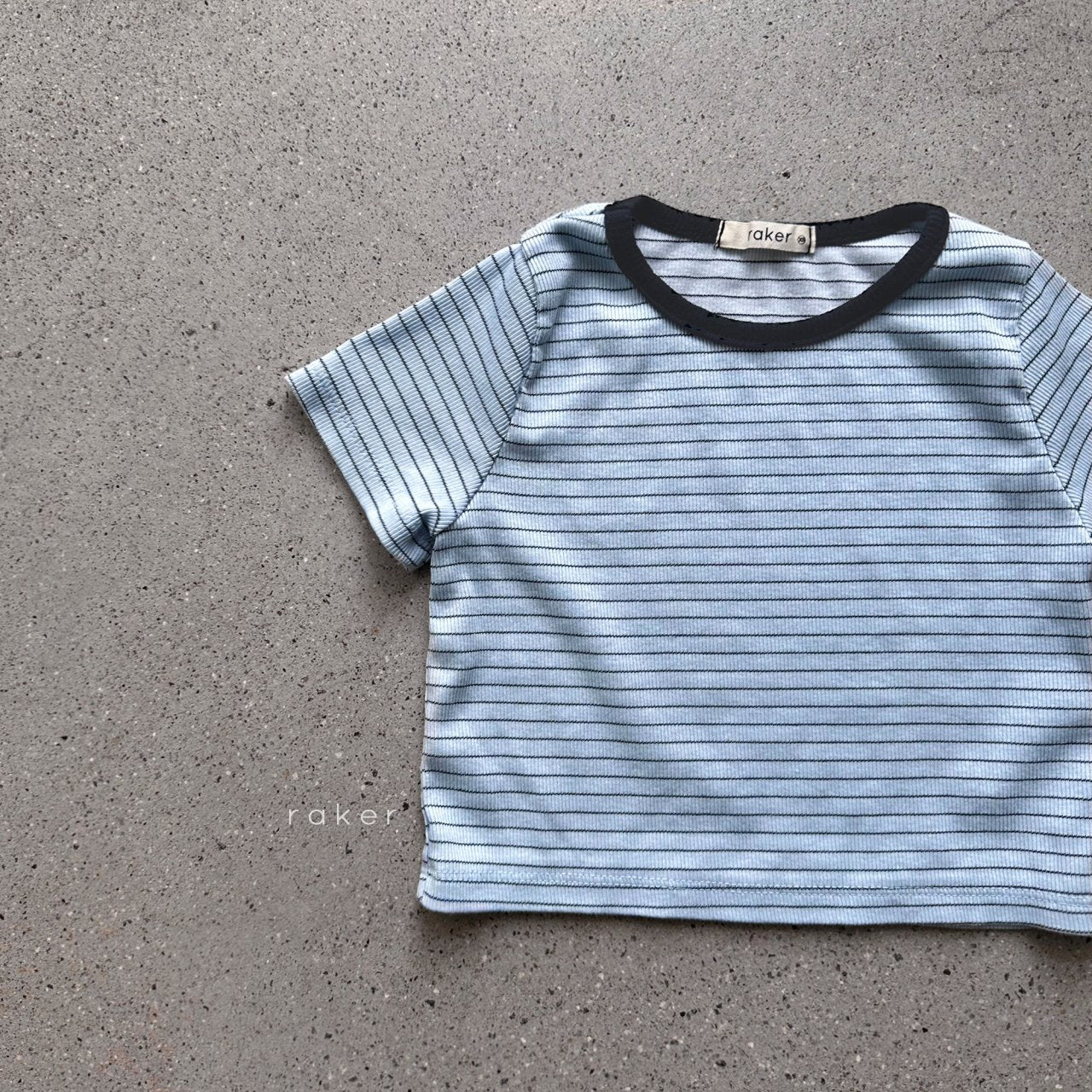 [PRE-ORDER] Cos Stripe T-Shirts