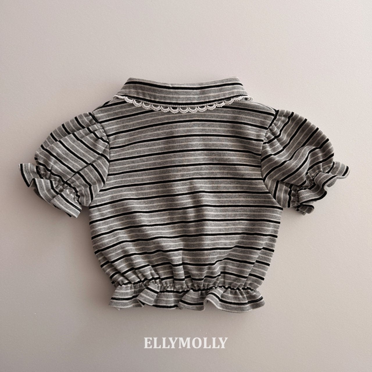 [PRE-ORDER] Curling Collar Frill T-Shirts