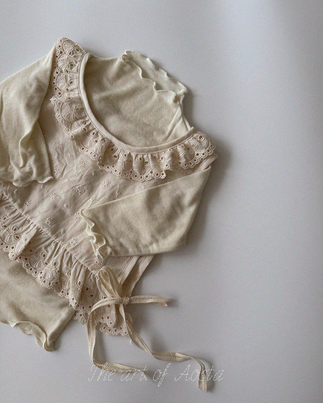 [PRE-ORDER] Lace Olivia Vest