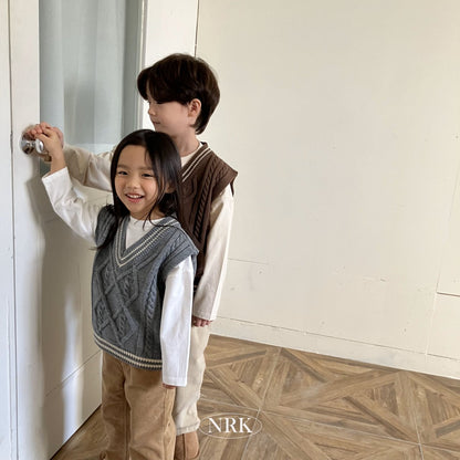 [PRE-ORDER] School Look Vest