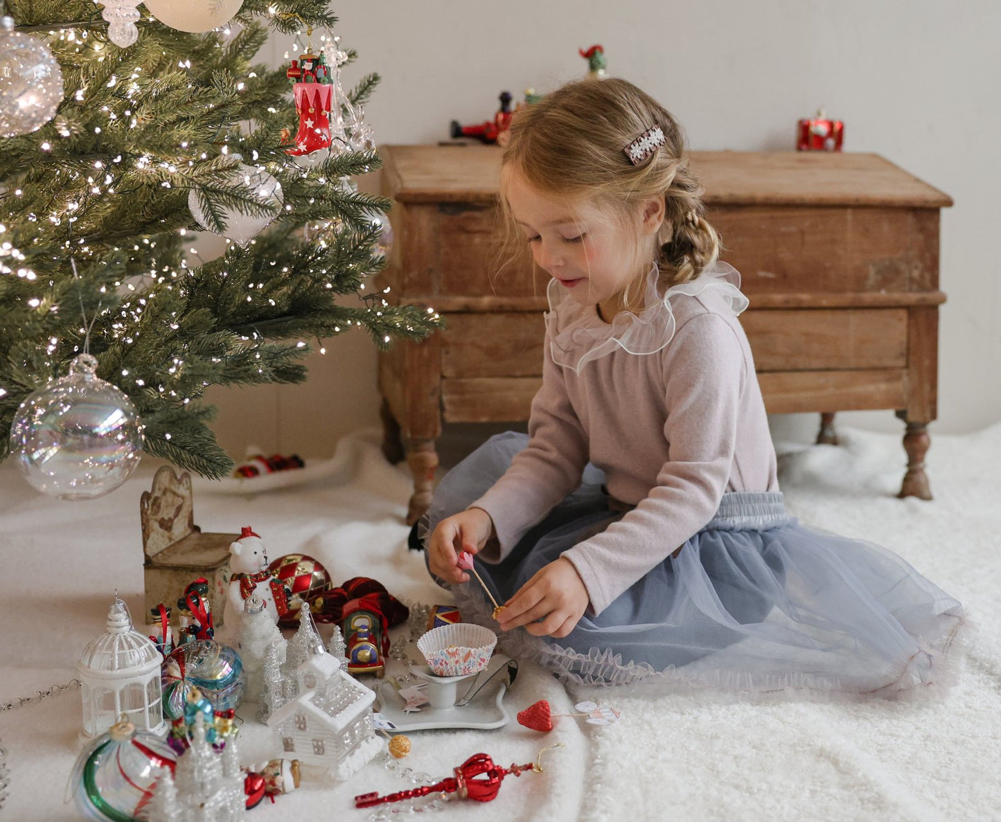 [PRE-ORDER] Evelyn T-Shirts