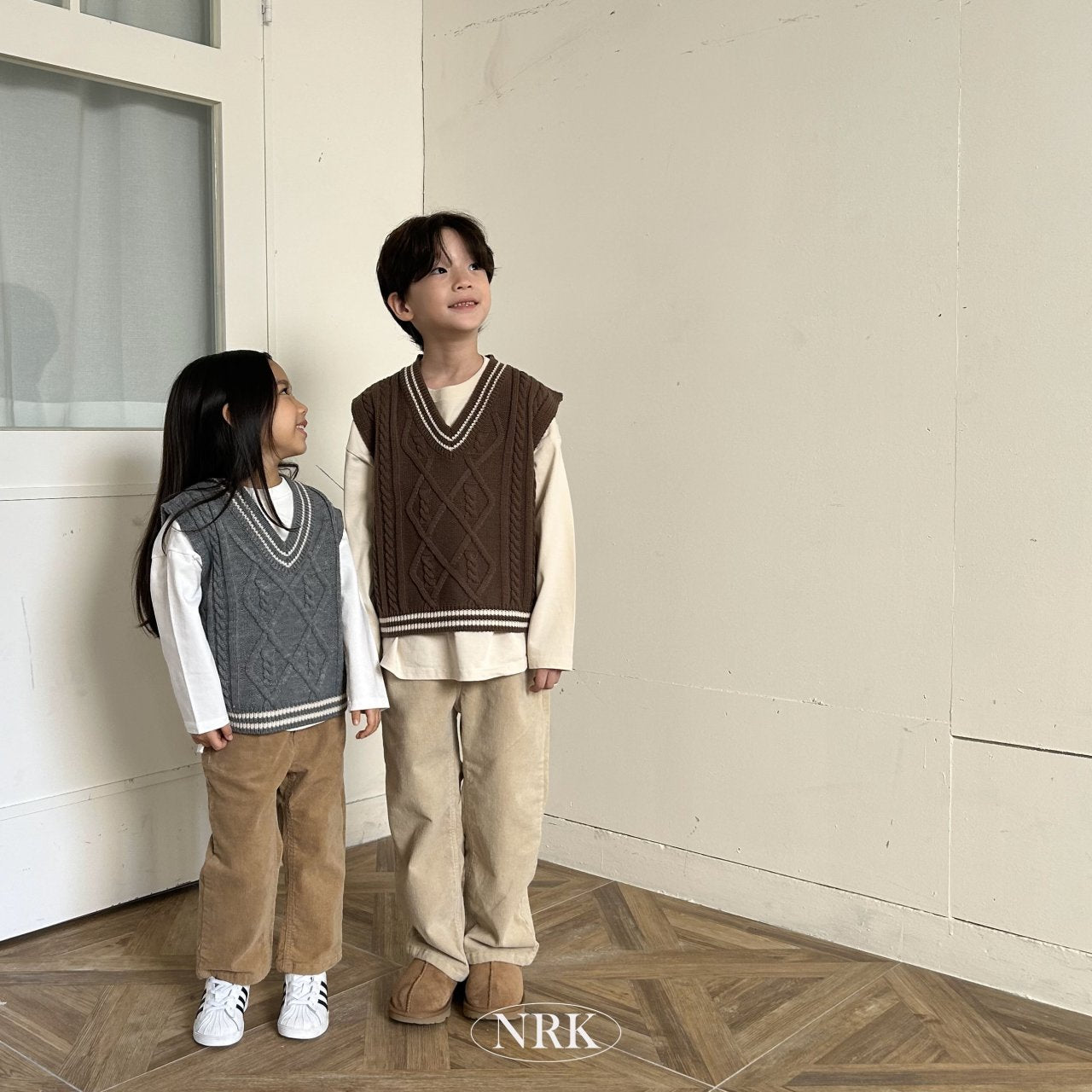 [PRE-ORDER] School Look Vest