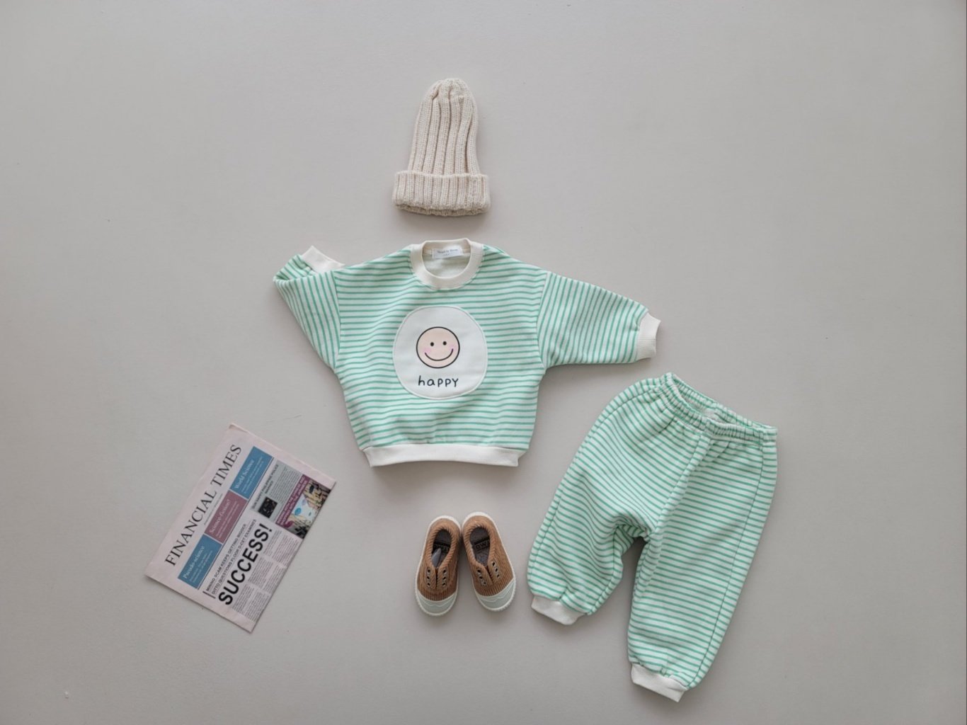 [PRE-ORDER] Happy Top Bottom Set