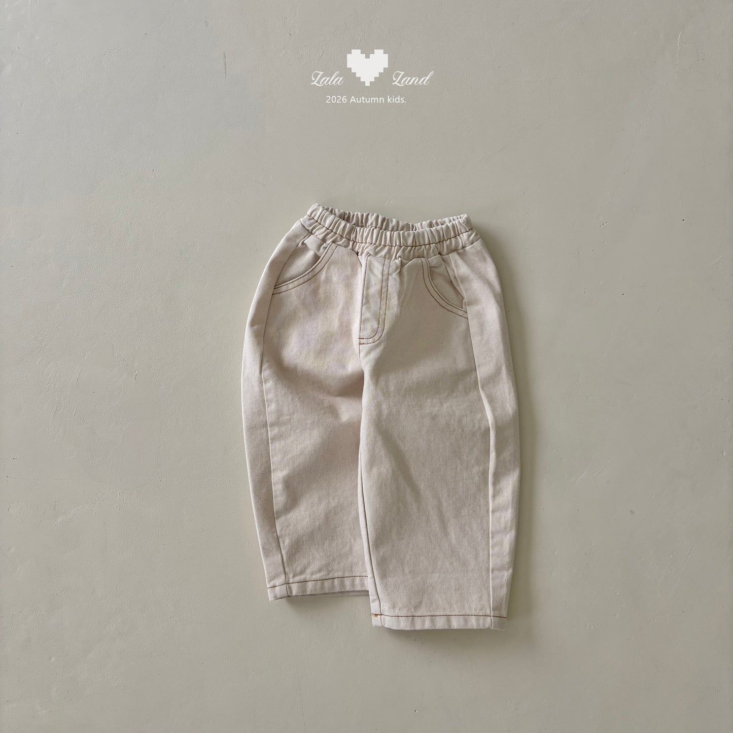[PRE-ORDER] Wide Curved Denim Pants