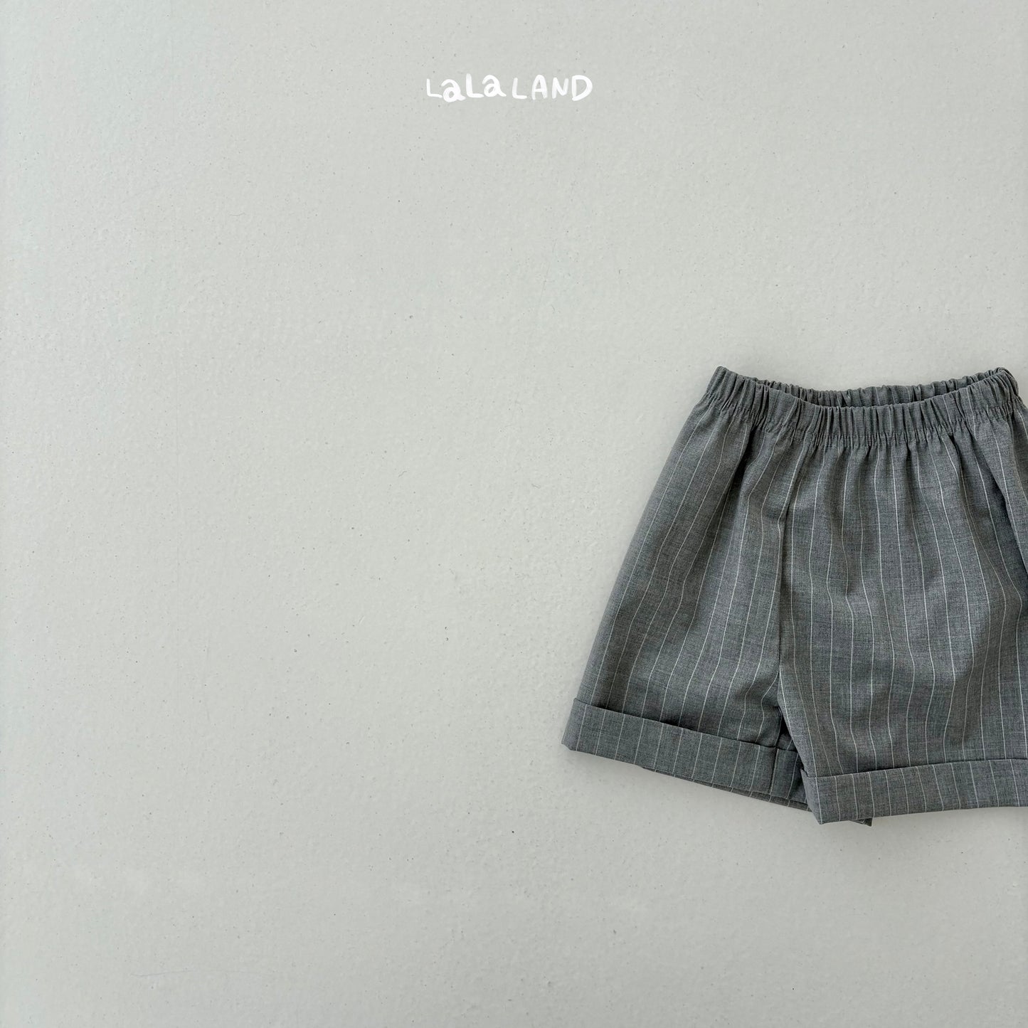 [PRE-ORDER] Classic Roll-Up Shorts