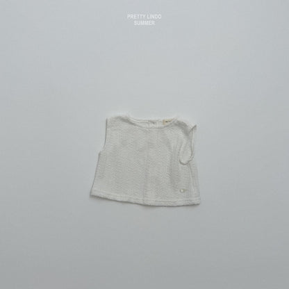 [PRE-ORDER] Eyelet Blouse