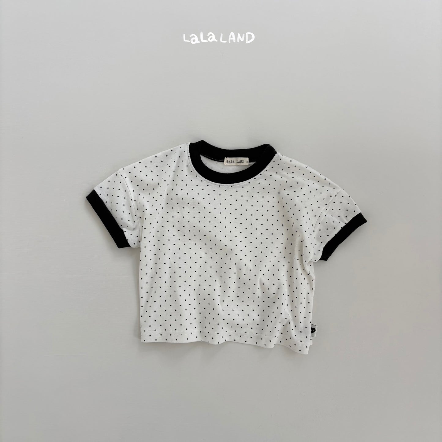 [PRE-ORDER] Heart Dot T-Shirts