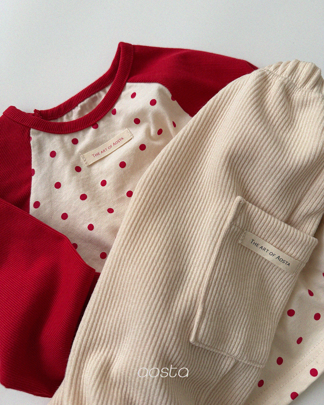 [PRE-ORDER] Dot Raglan T-Shirts