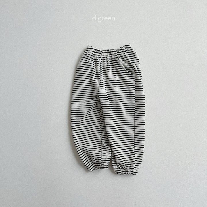 [PRE-ORDER] Stripe Jogger Pants