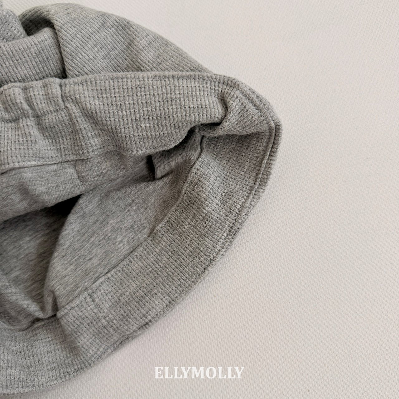 [PRE-ORDER] Twist Beanie