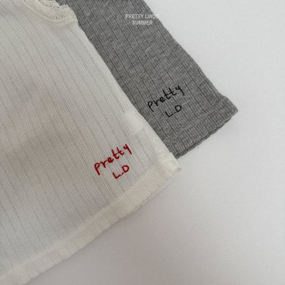 [PRE-ORDER] Lace Sleeveless T-Shirts
