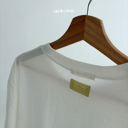 [PRE-ORDER] Berry Apple T-Shirts (Mom & Dad Couple)