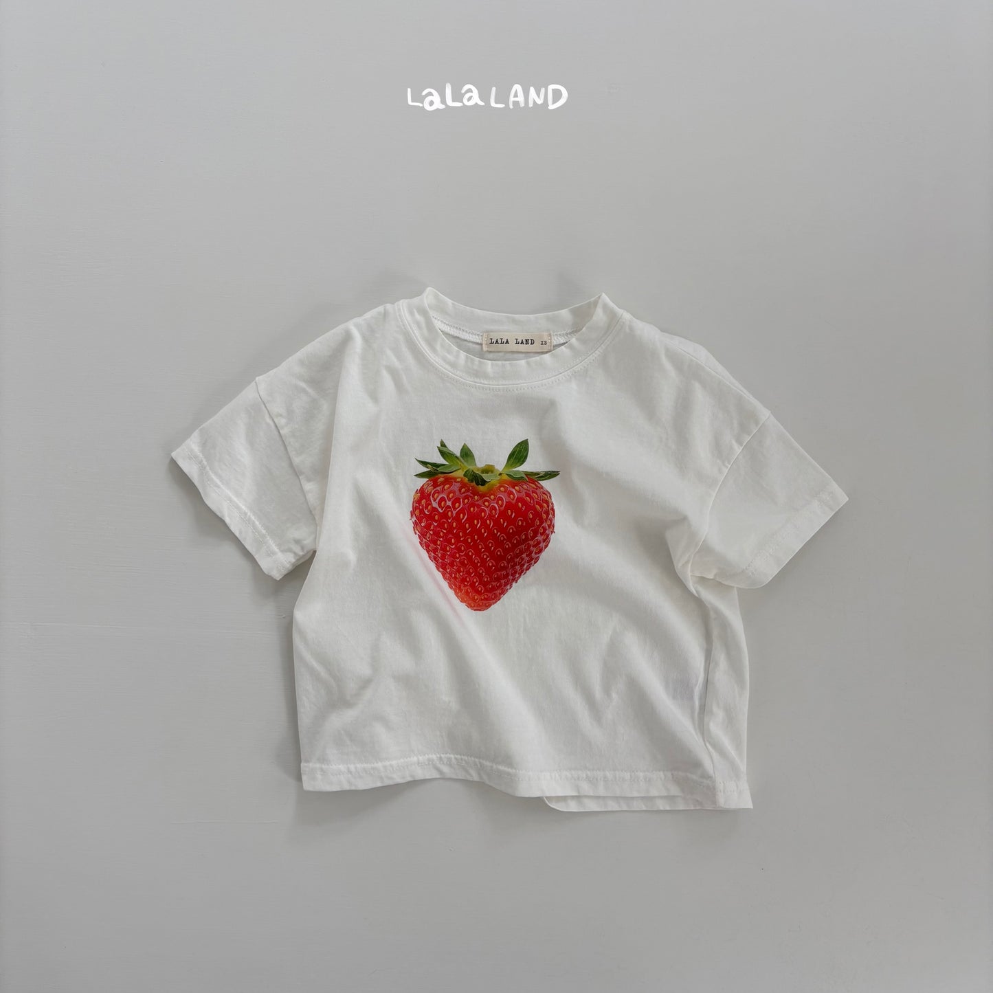 [PRE-ORDER] Berry Apple T-Shirts (Mom & Dad Couple)