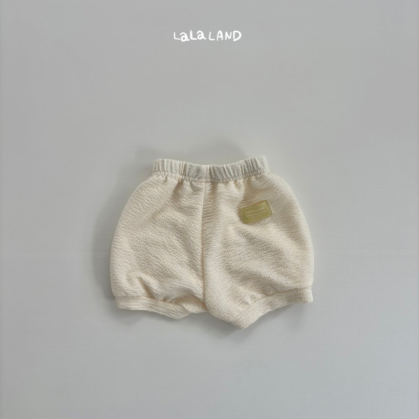 [PRE-ORDER] Round Shorts