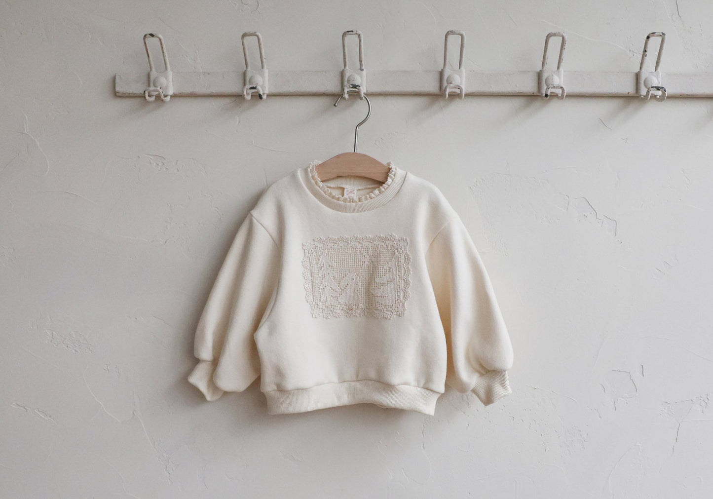 [PRE-ORDER] Bin's Sweatshirts