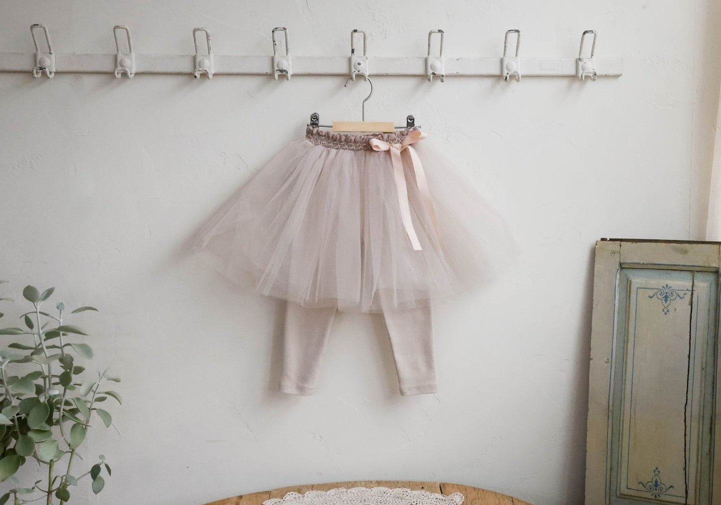 [PRE-ORDER] Easel Skirt Leggings