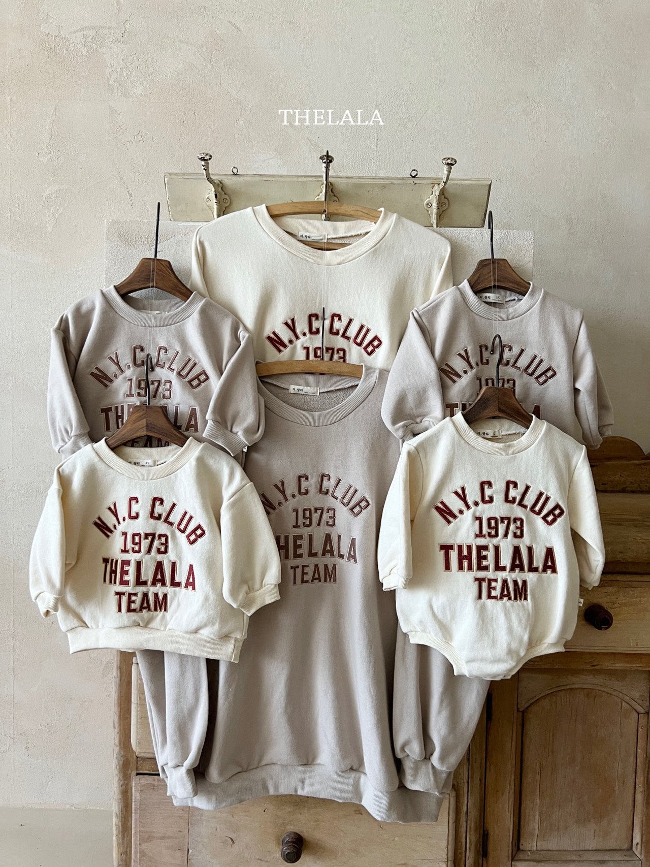 [PRE-ORDER] NYC Sweatshirts (Mom Couple)