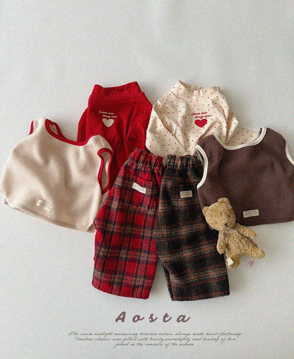 [PRE-ORDER] Love Me Turtleneck T-Shirts