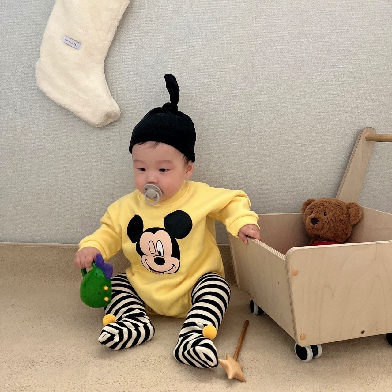 [PRE-ORDER] Friends Body Suit + Leggings Set