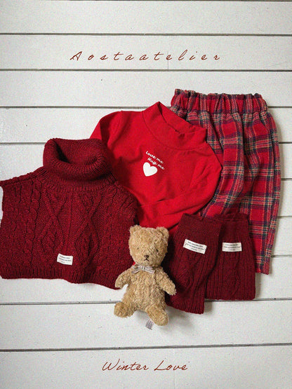 [PRE-ORDER] Love Me Turtleneck T-Shirts