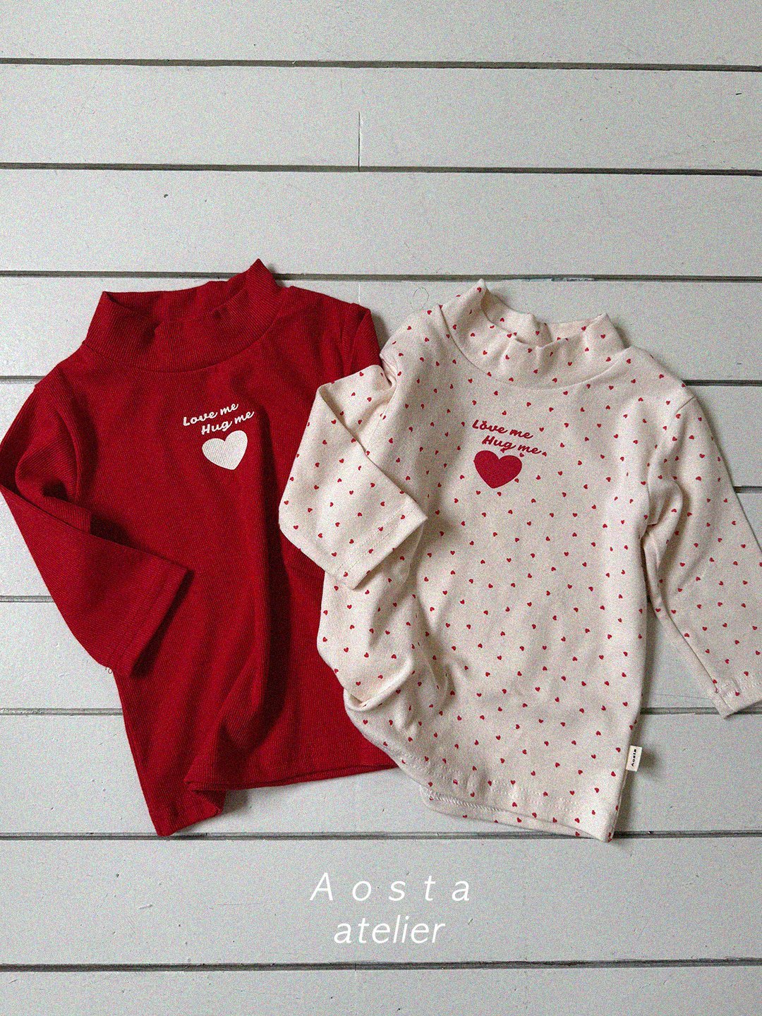 [PRE-ORDER] Love Me Turtleneck T-Shirts