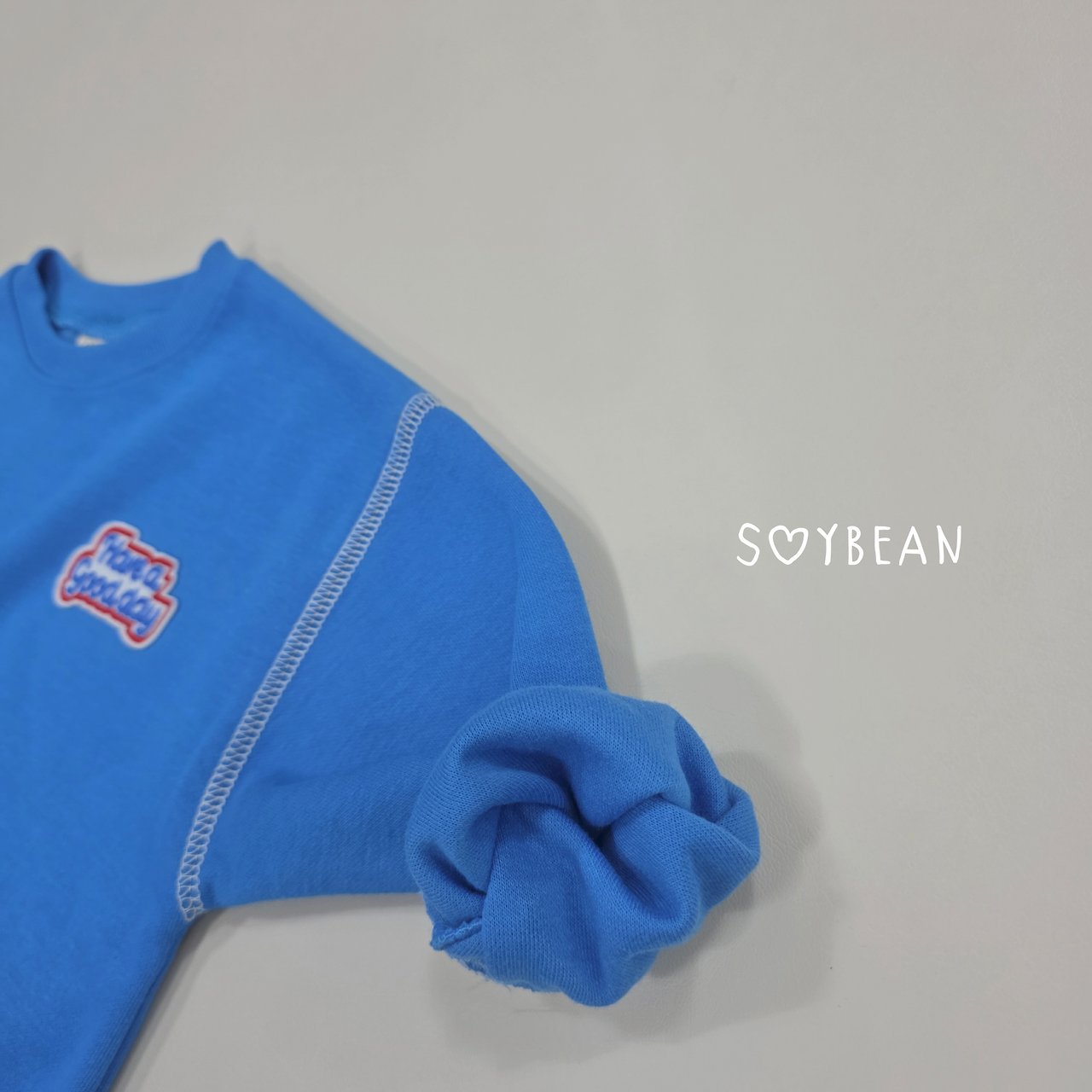 [PRE-ORDER] Good Day Stitch Sweatshirts