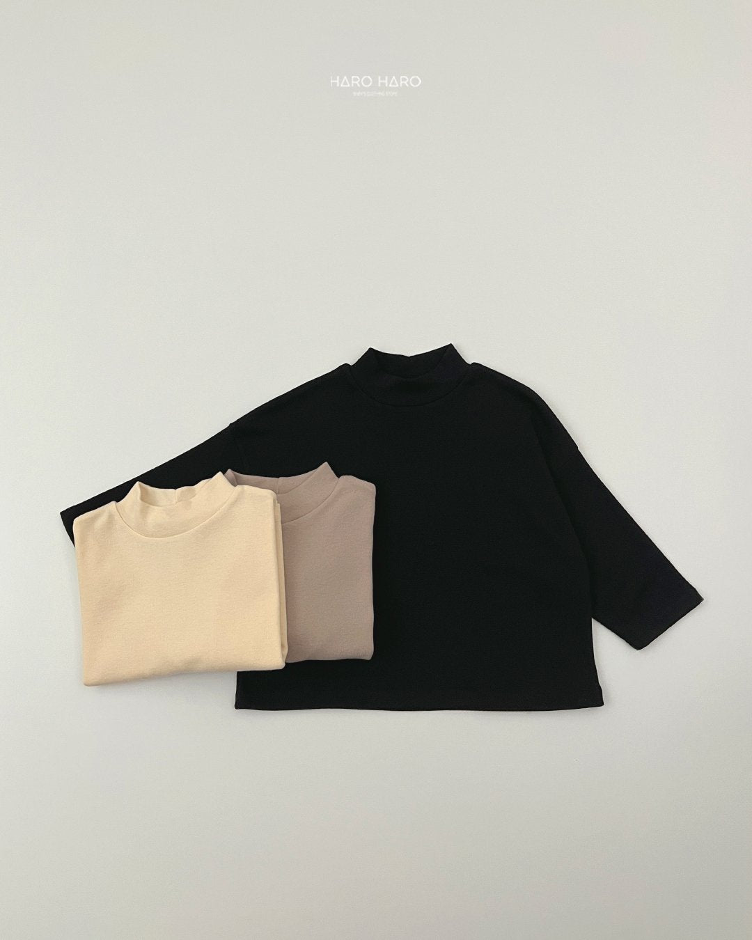 [PRE-ORDER] Simple Loose Fit Turtleneck T-Shirts