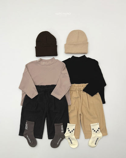 [PRE-ORDER] Simple Loose Fit Turtleneck T-Shirts